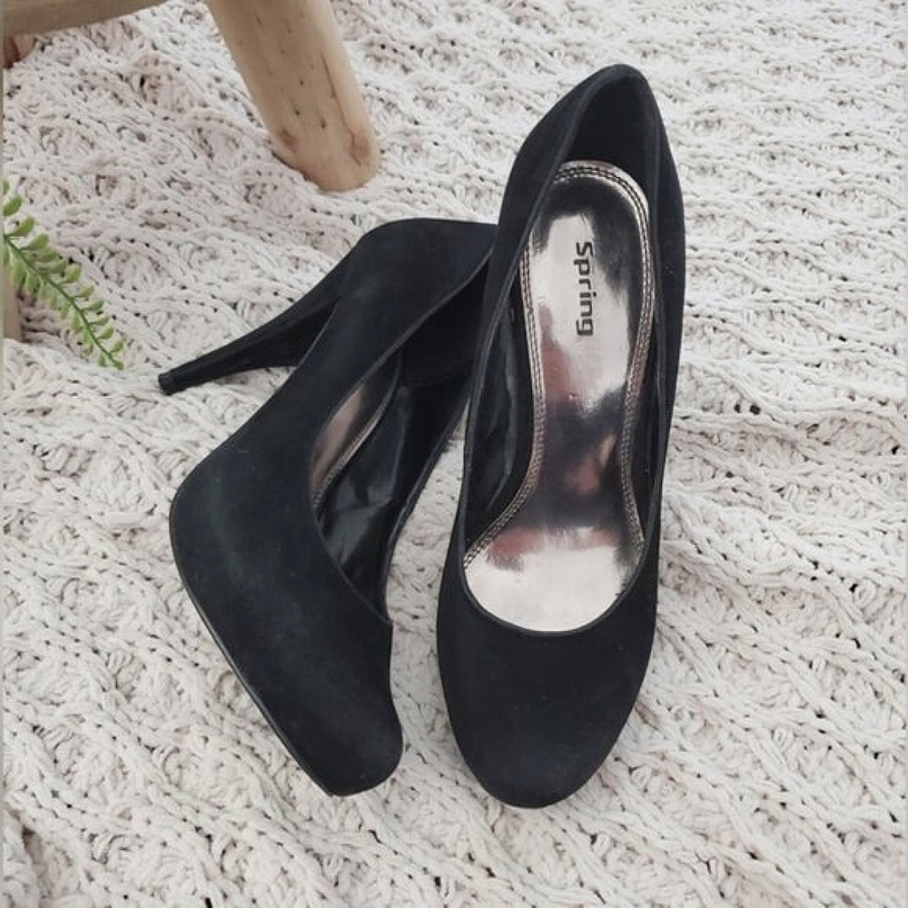 Vintage Platform Suedette Black Pumps- Euro 37